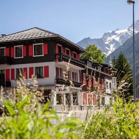 호텔 La Chaumiere Mountain 2*