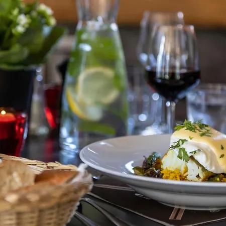 La Chaumiere Mountain 호텔