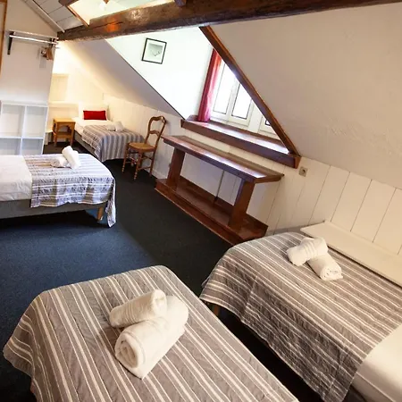 Hotel La Chaumiere Mountain 2*