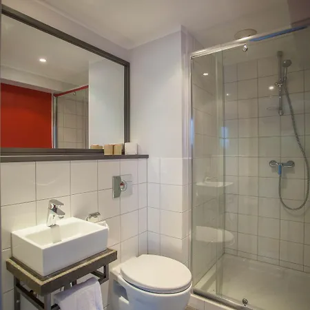 Hotel La Chaumiere Mountain 2*