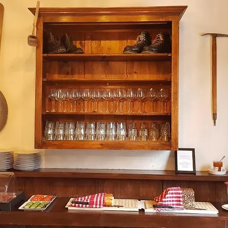 La Chaumiere Mountain Hotel 2*