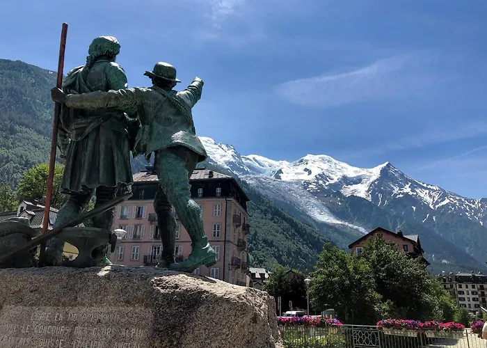 La Chaumiere Mountain Hotel 2*